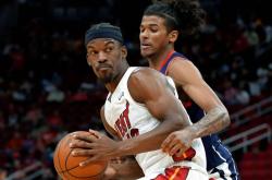 爱游戏-巴特勒新星精彩发挥表现惊艳，FPX未来可期！的简单介绍