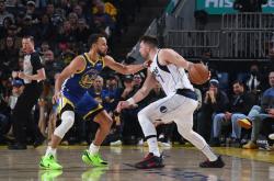 爱游戏体育-关于东契奇在SKT比赛中大胜，爆冷引发热议！的信息